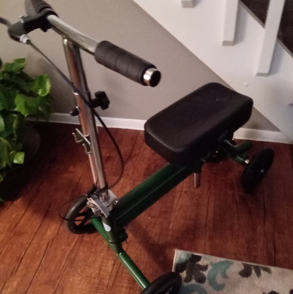Knee Scooter